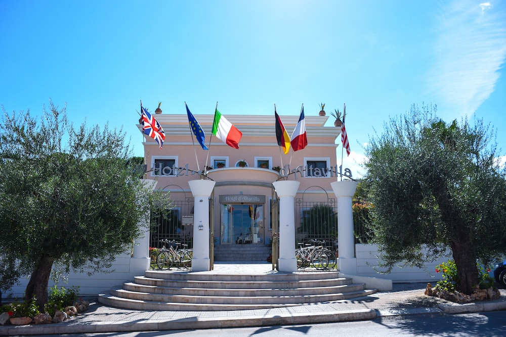Hotel D Altavilla 1/63