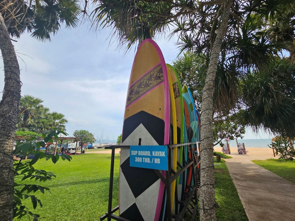 Botany Beach Resort 63/73