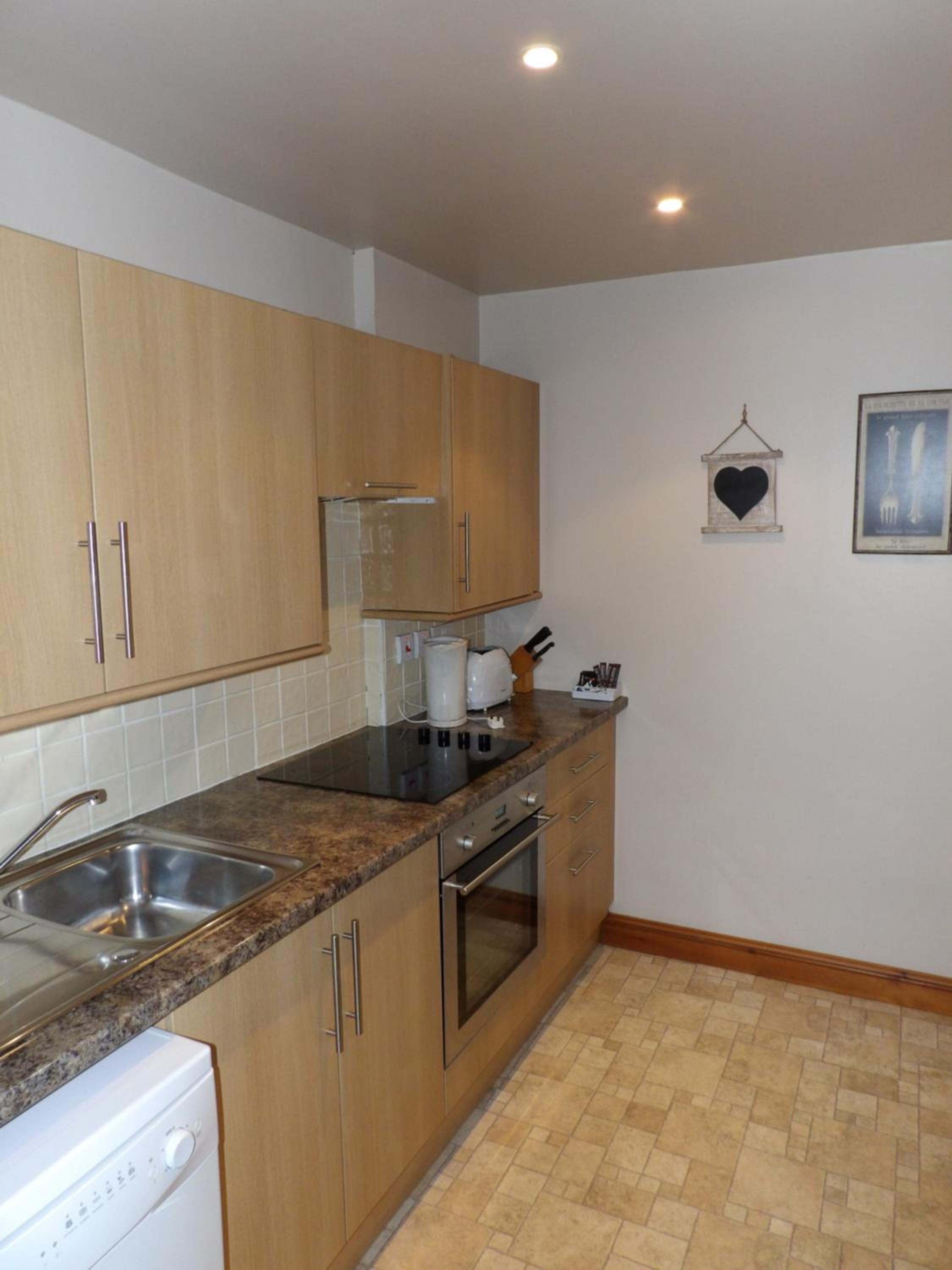Apartment, King and Twin Beds, Private Bathroom