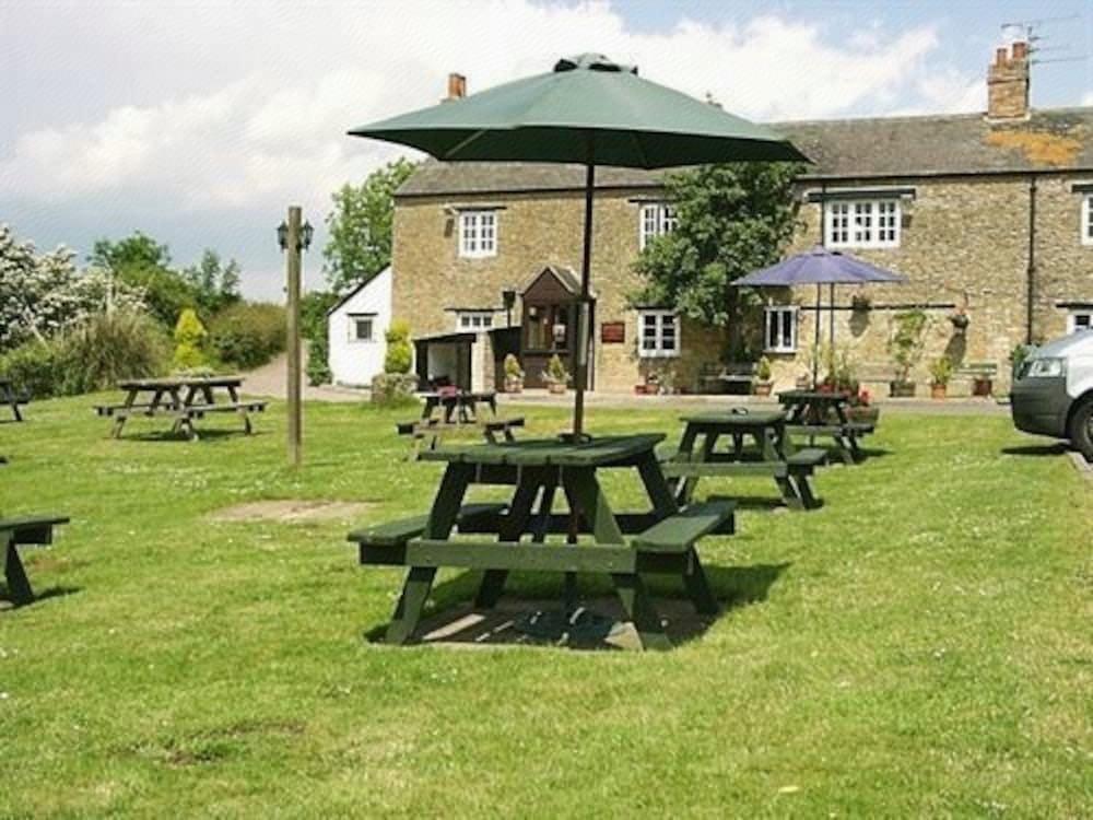 The Highwayman Hotel 15/26