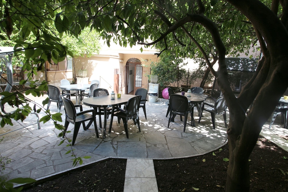 New Generation Hostel Rome Center - Adults Only 24/35