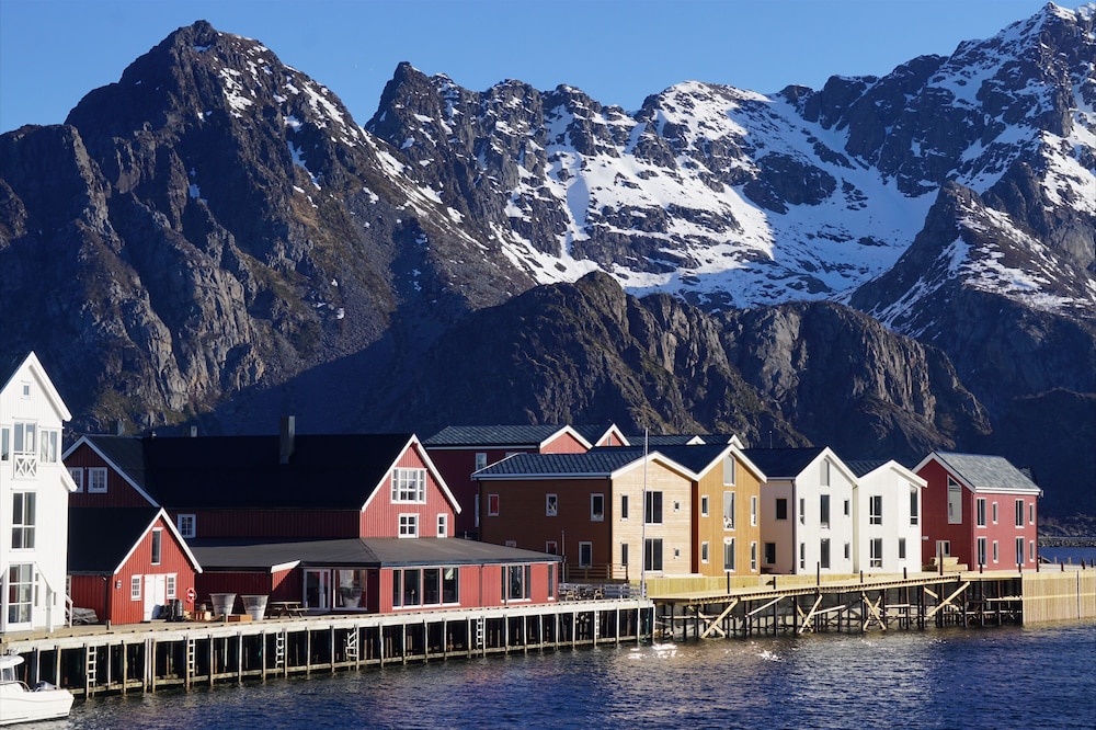 Henningsvaer Bryggehotell by Classic Norway Hotels 44/50
