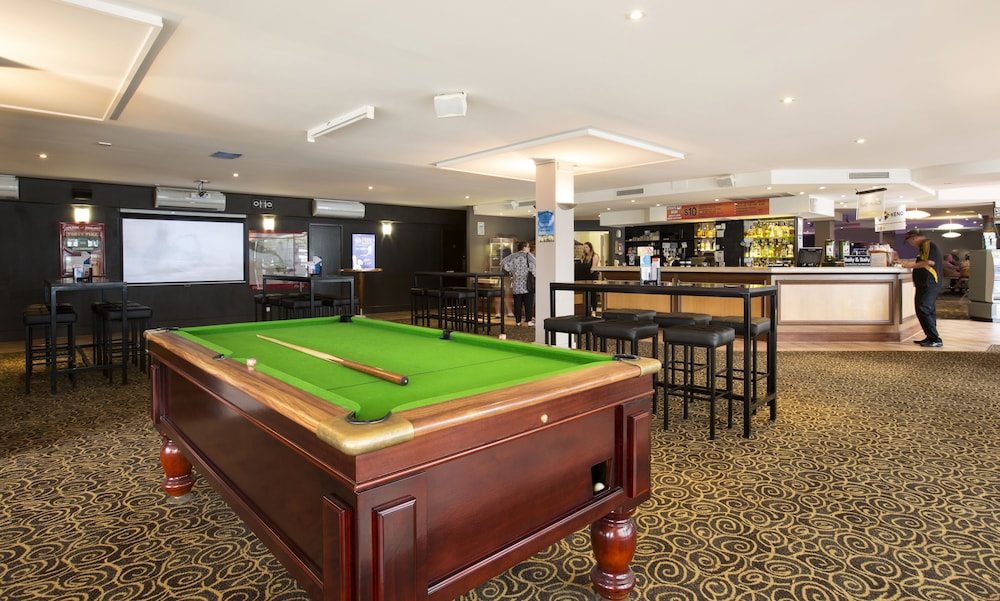 Nightcap at Ferntree Gully Hotel Motel 56/65
