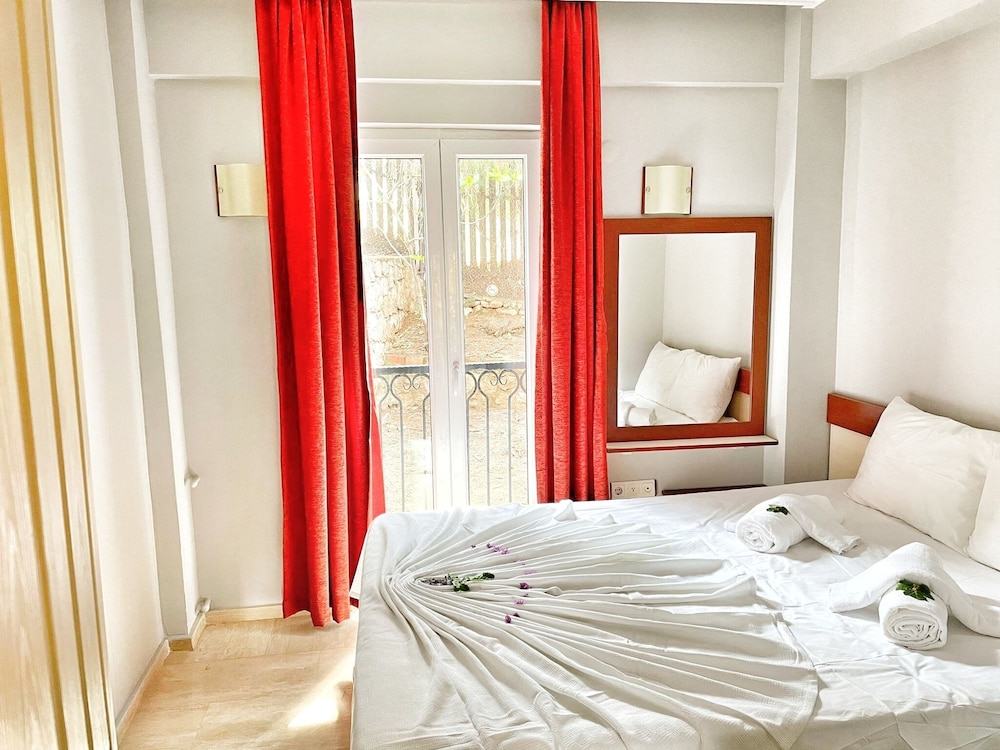 Antas Deluxe Apartments 26/69