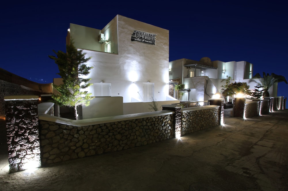 Gianna Suites 36/43