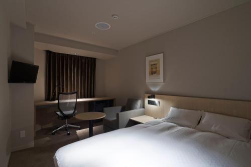 Room, Double Bed