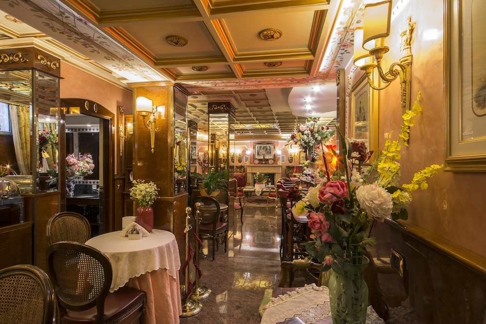 Hotel Vittoria 8/50
