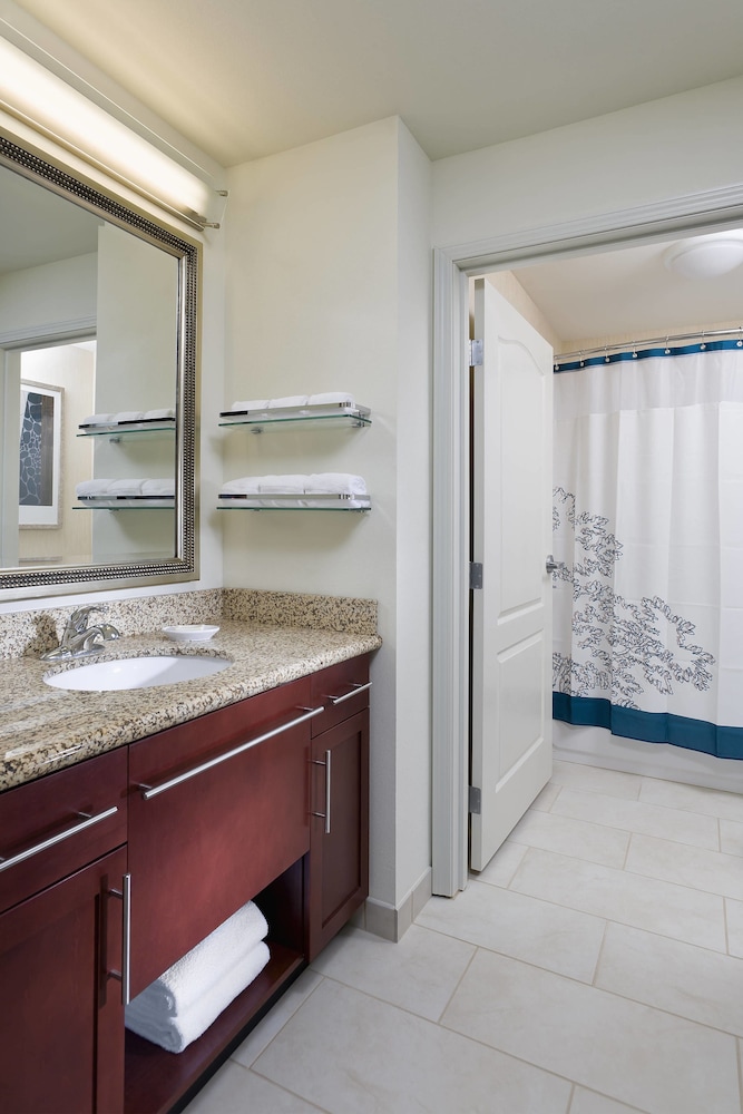 Residence Inn Bismarck North 10/31