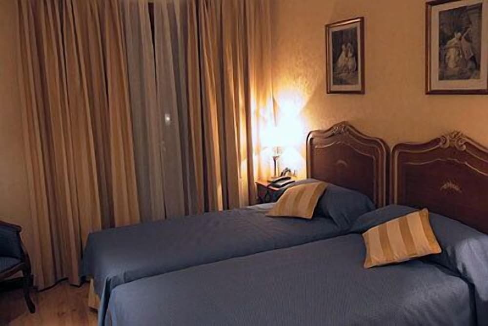 Hotel Santiago 13/52