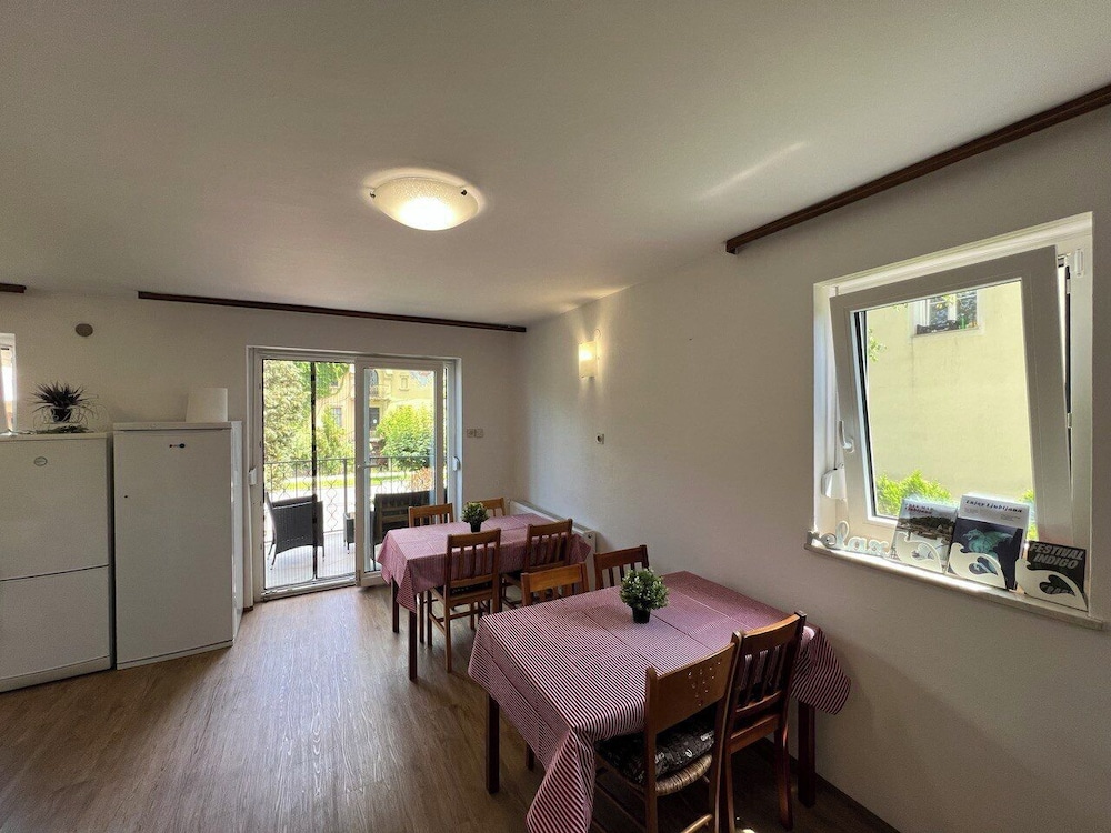 EMONA Guesthouse Ljubljana 17/26