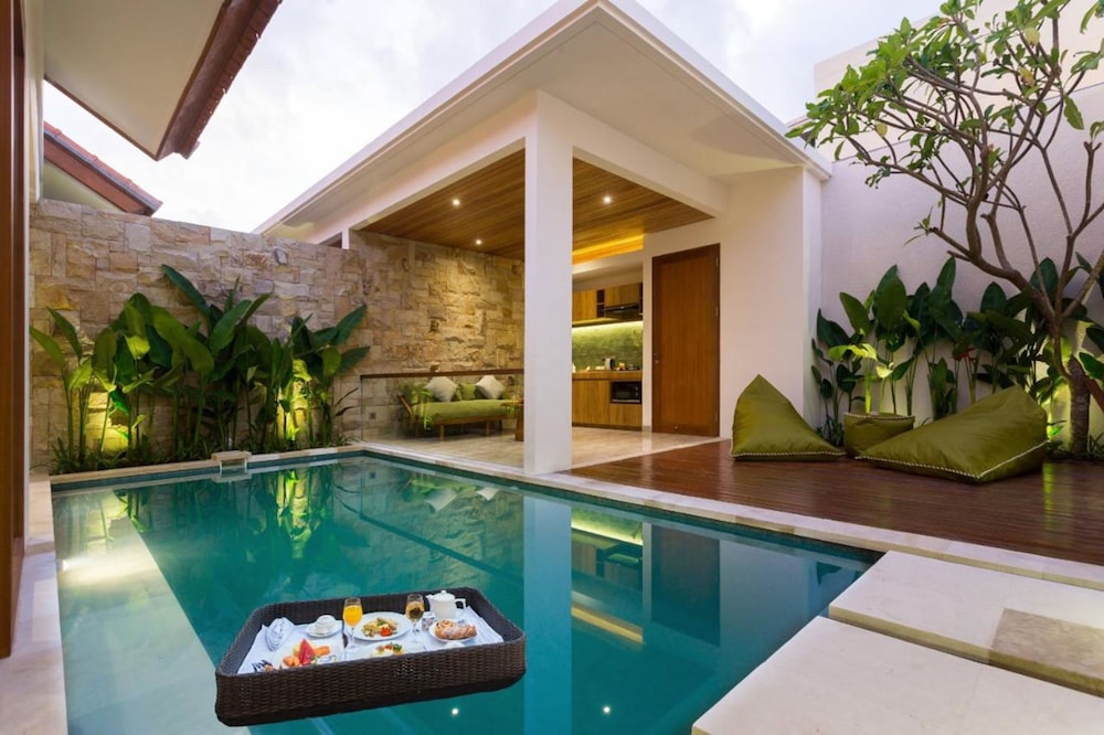 Danka Villa Sanur 21/24