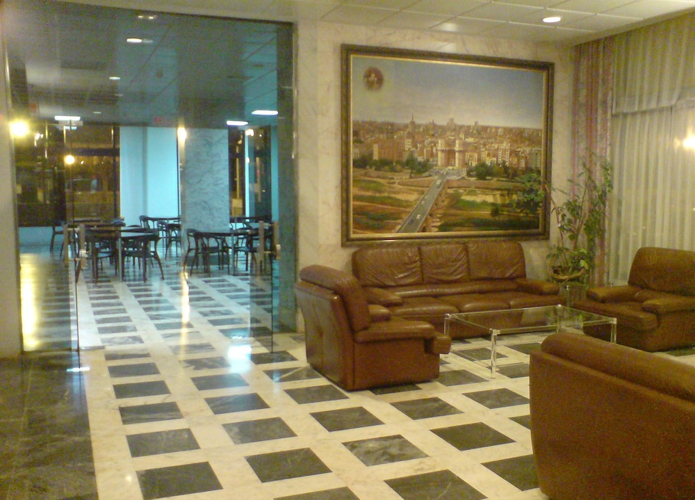 Hotel Turia 36/79