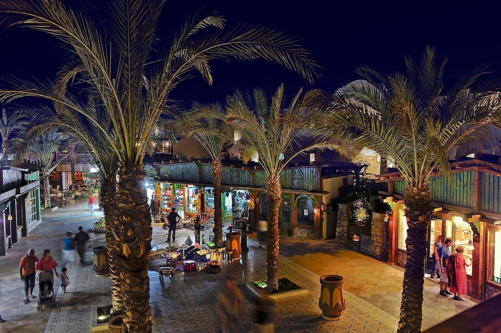 Reef Oasis Blue Bay Resort and Spa 37/48