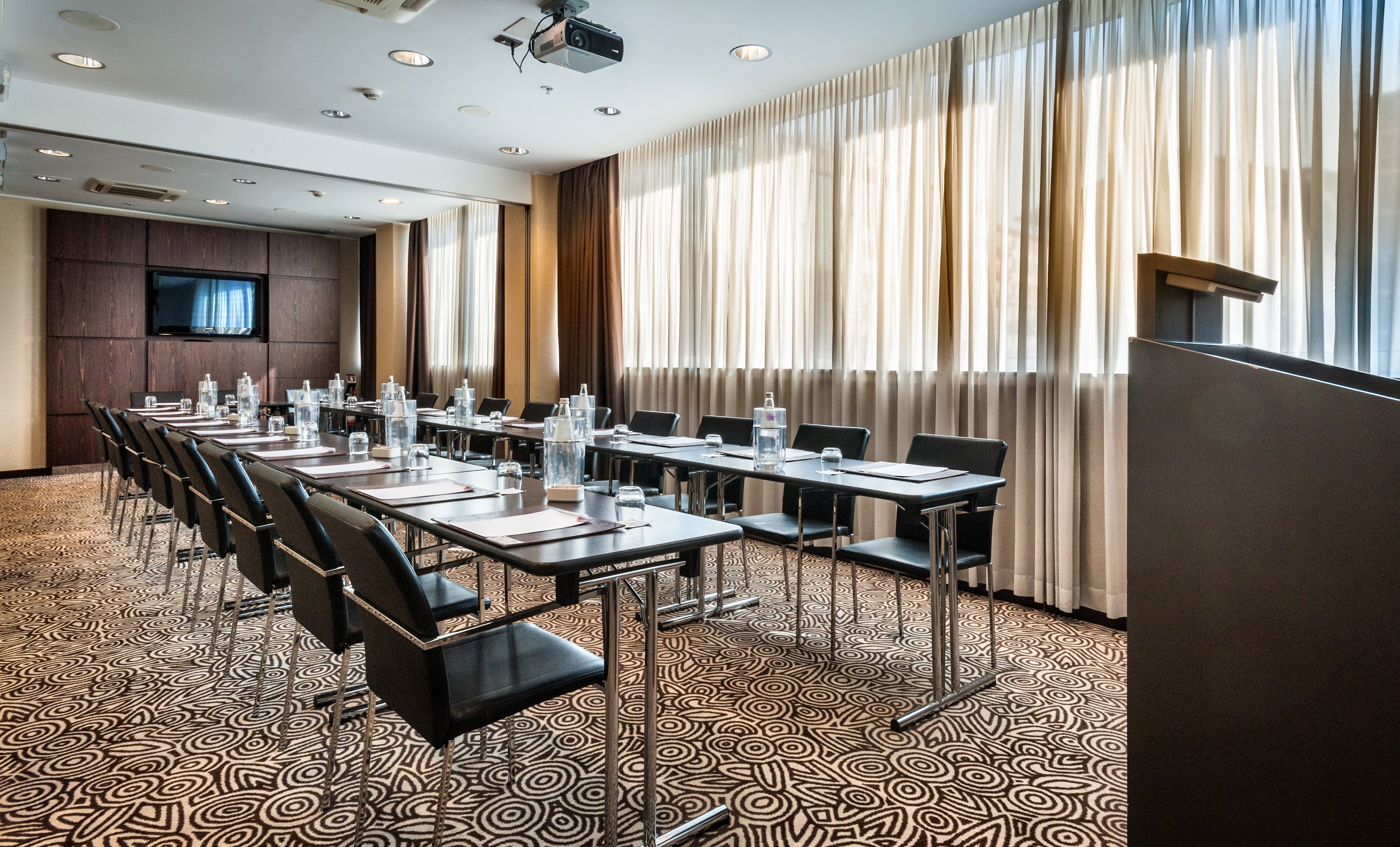 Crowne Plaza Milan City 70/80
