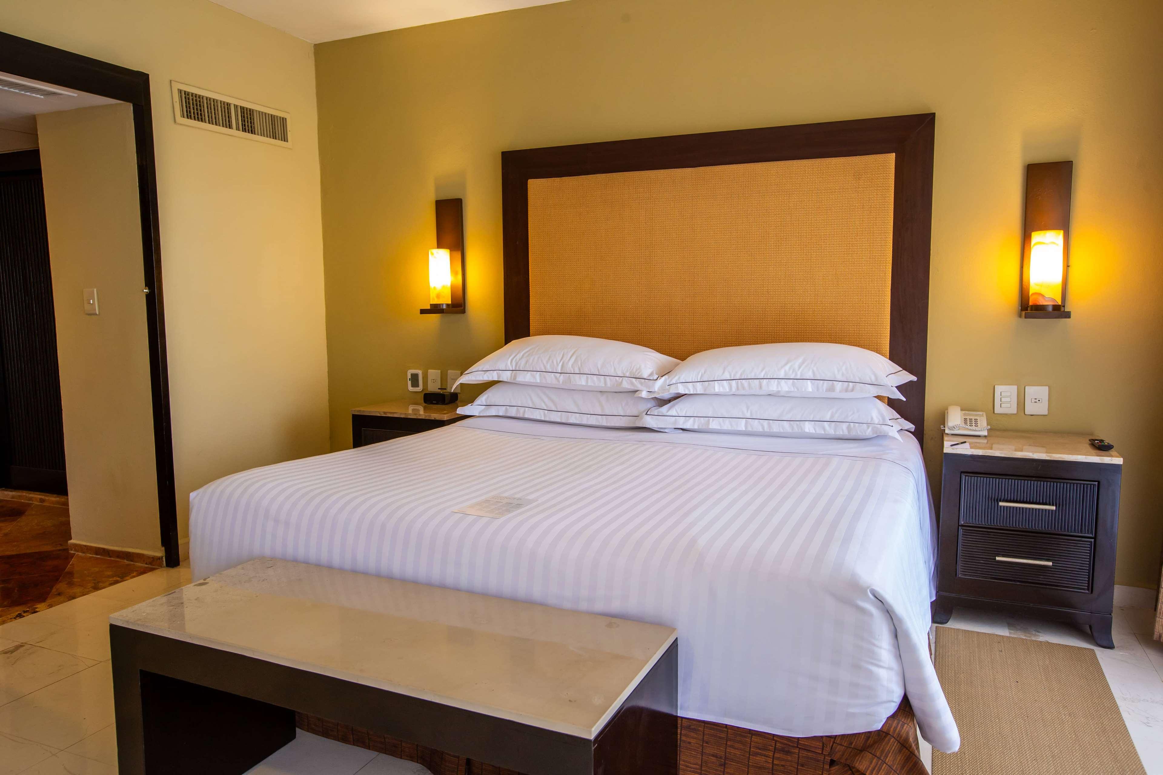 Master, Suite, Sea Front, Premium Level
