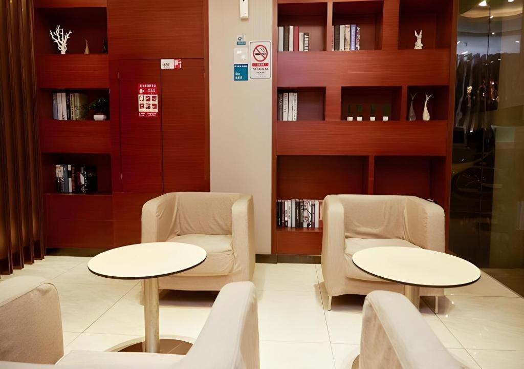 City Comfort Inn( Guangzhou Luyuan Road Taojing) 47/56