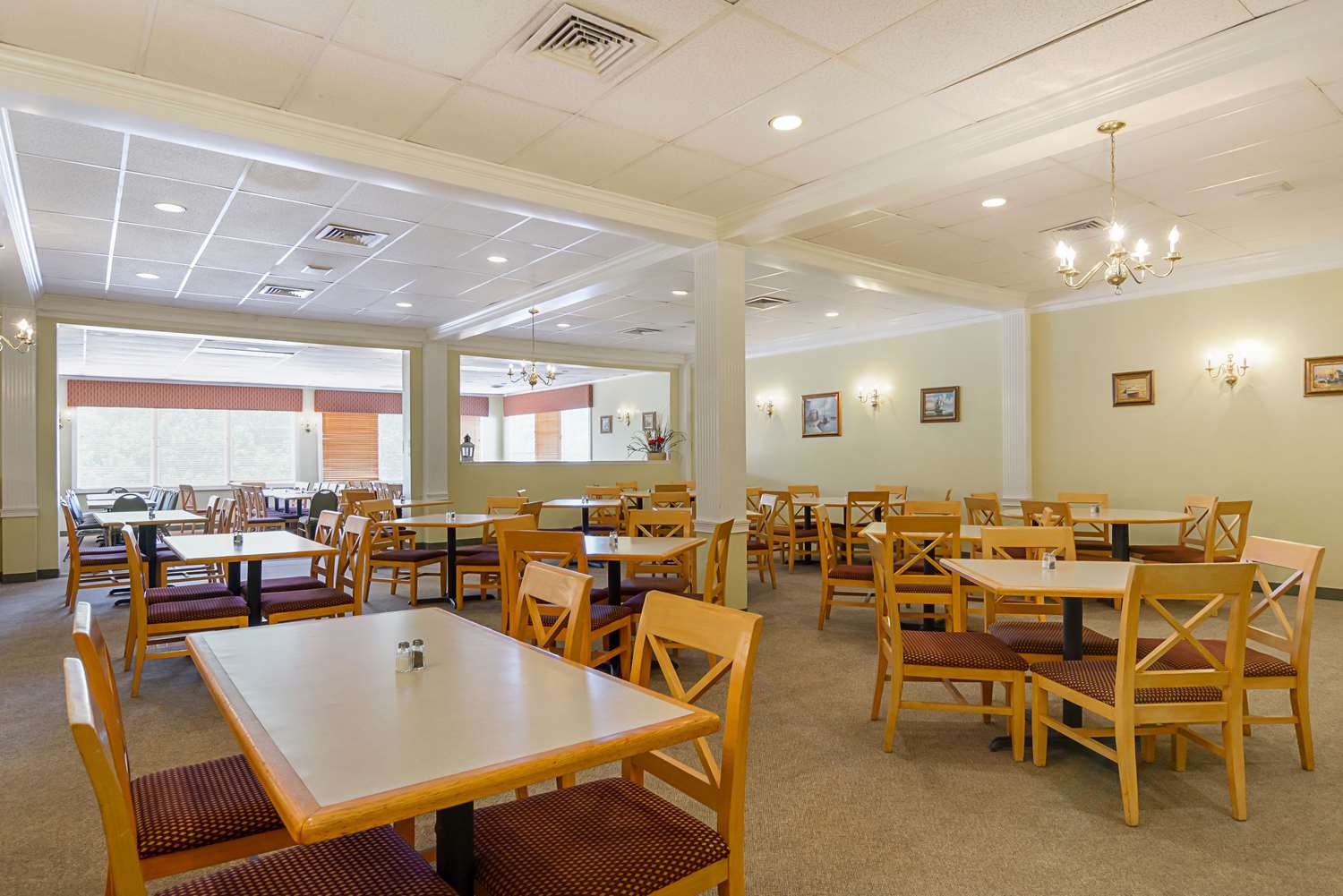 Clarion Inn Harpers Ferry-Charles Town 36/51