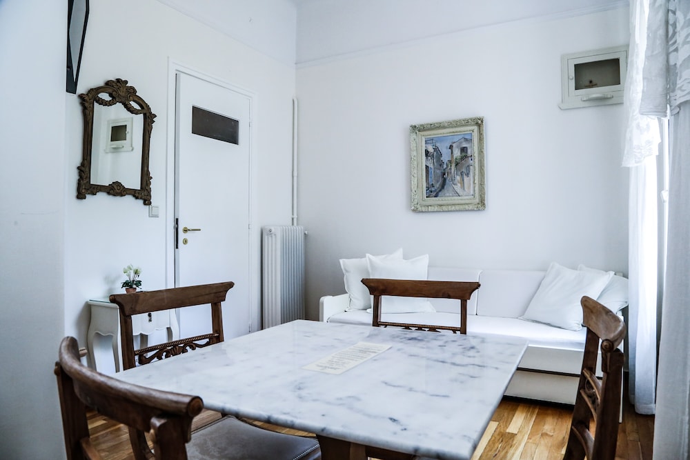 Athens Koukaki Boutique Apartments 32/50