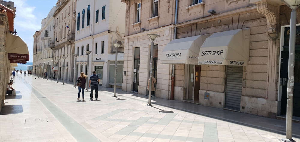 Split Best4stay Luxury Rooms 15/22