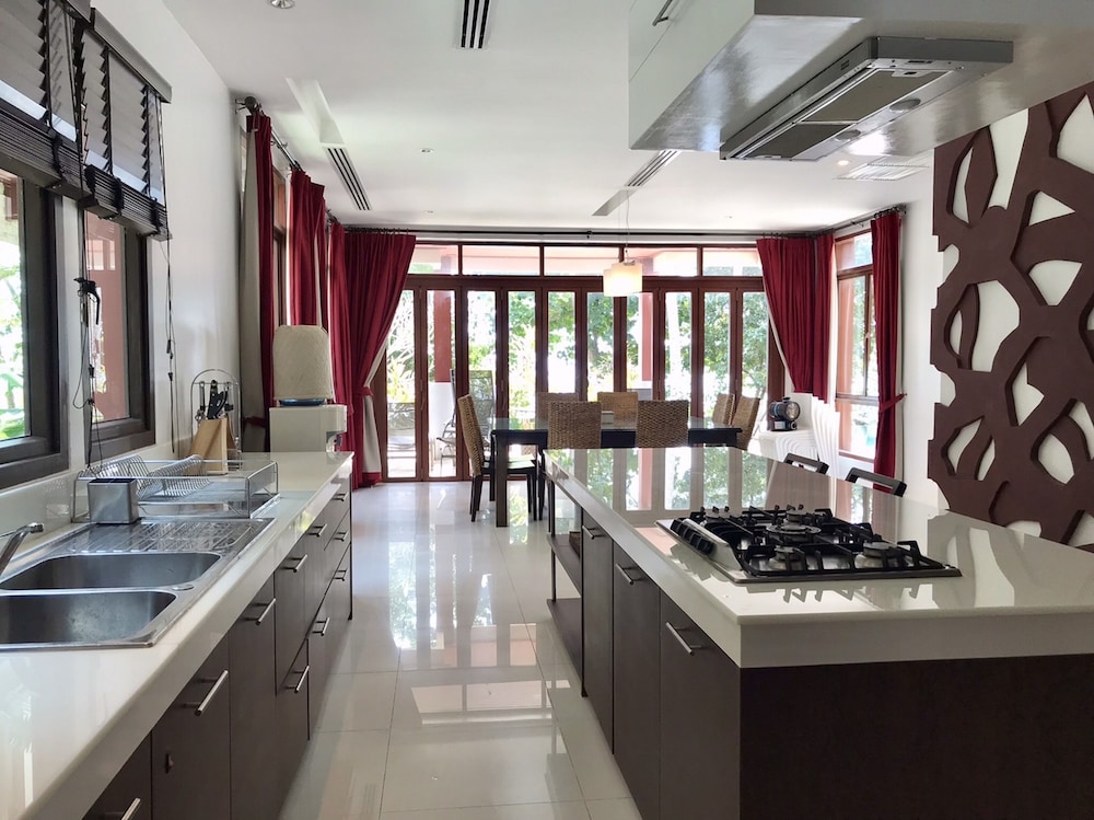 Amatapura Villa 15 4/48