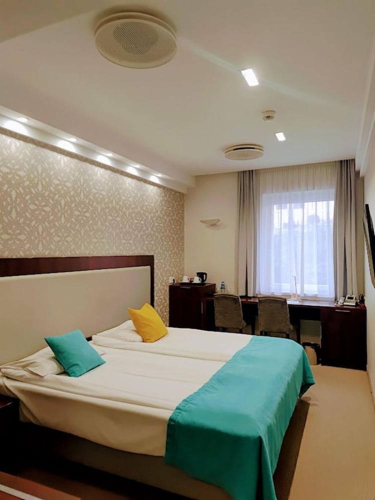 Hotel Zamek Centrum 6/50