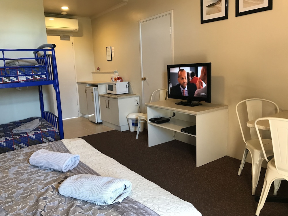 Bayview Motel Rosebud 42/60
