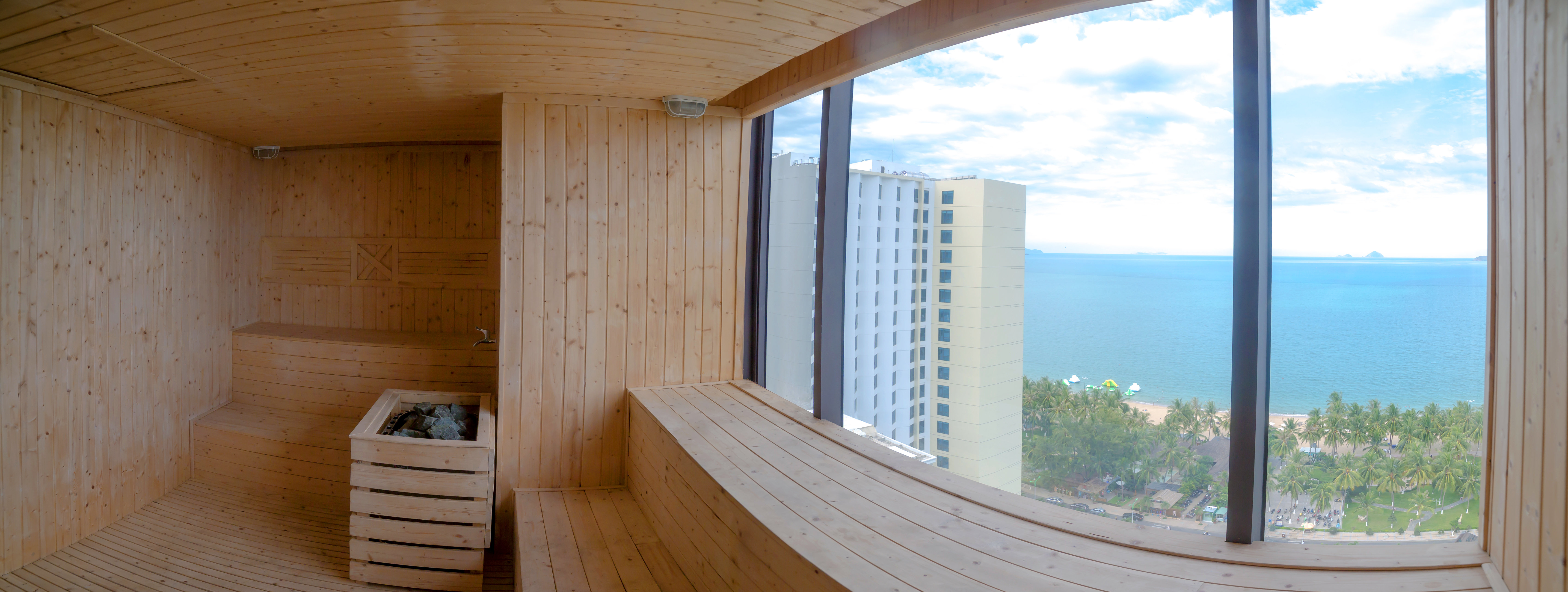 Alana Nha Trang Beach Hotel 51/83