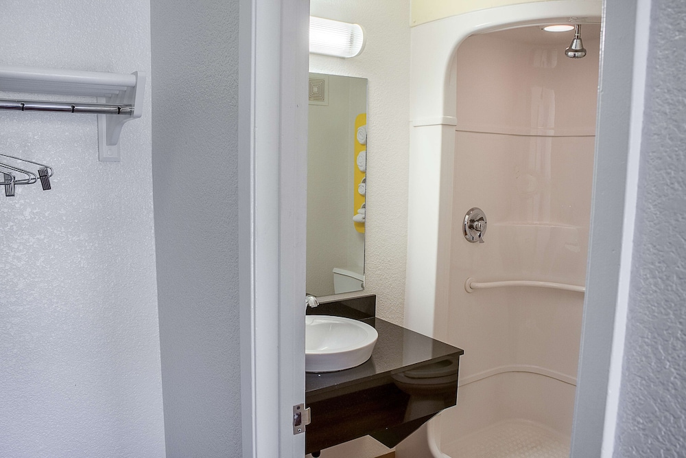 Motel6 Ukiah CA 17/53