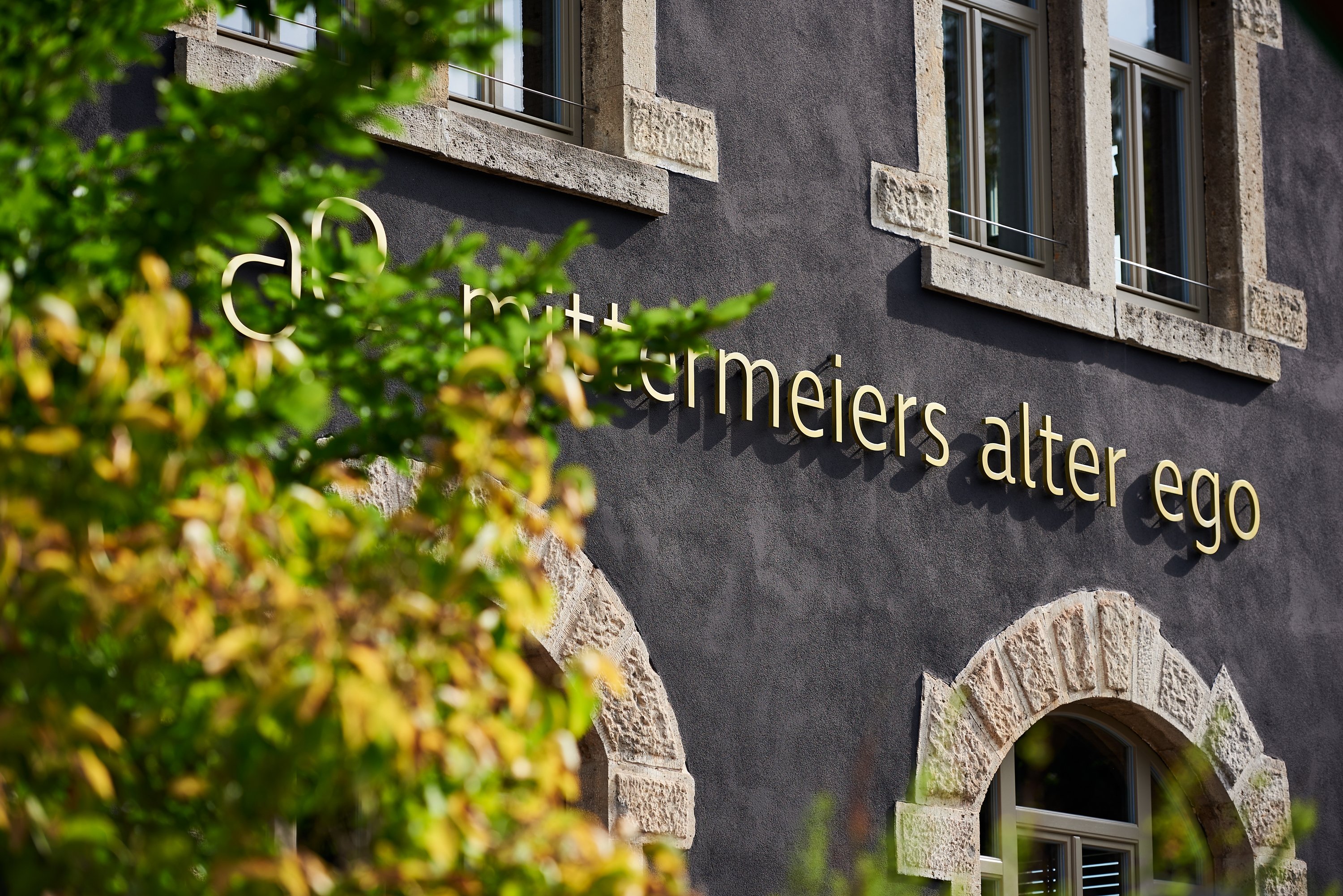 Villa Mittermeier Hotel & Restaurant 68/72