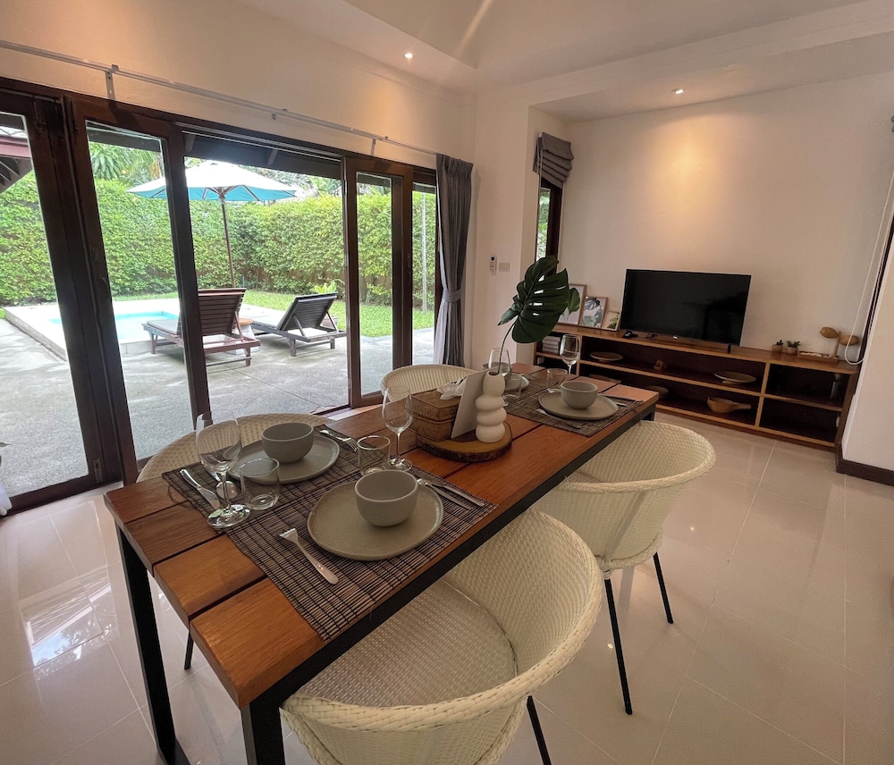 Baan Khao Hua Jook Villas Apts 42/50