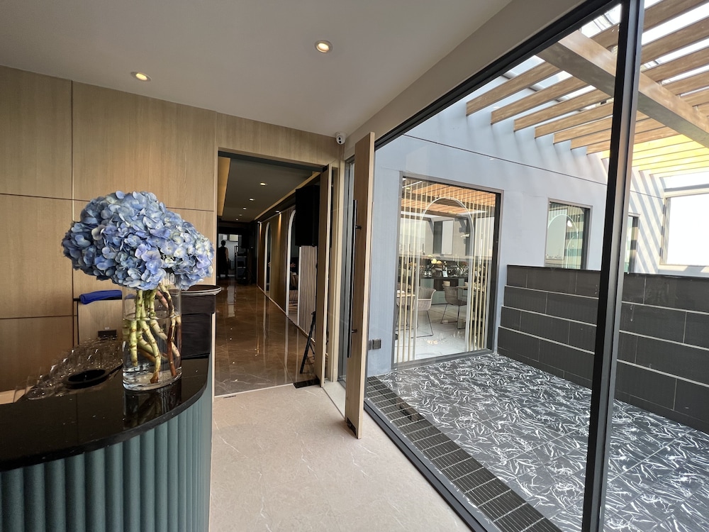 ARNI Skye Hotel 4/37