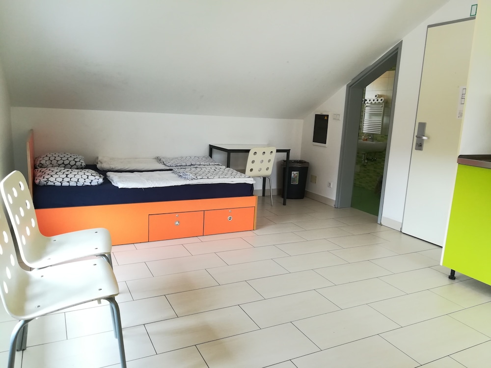 Simbol Rooms 4/41