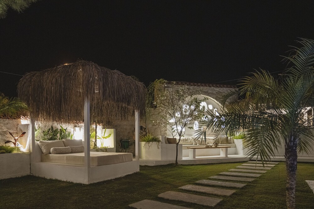 Sandal Alaçati - Adults Only 2/50