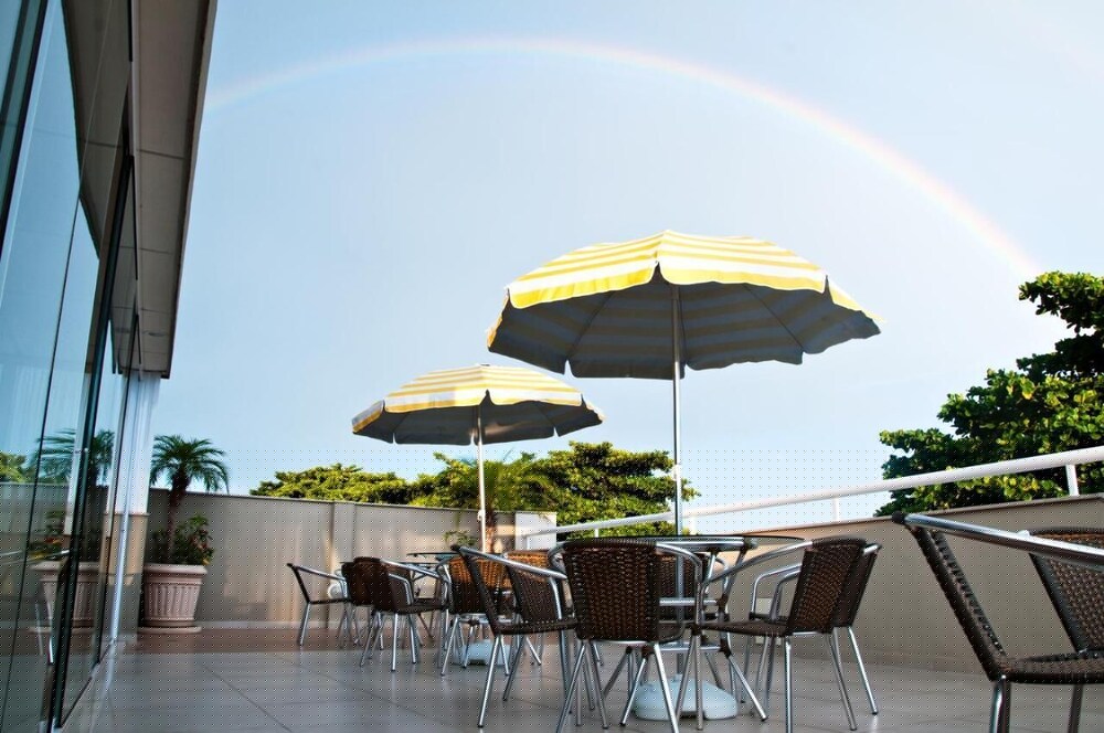 HOTEL CARACAS RIO 48/54