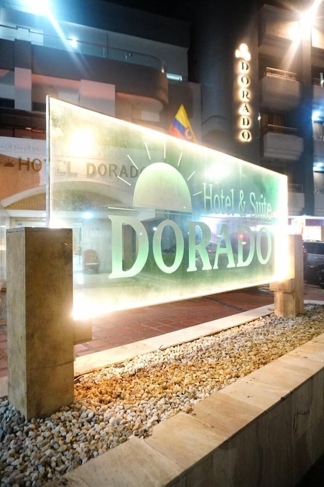 Hotel Suite Dorado 6/55