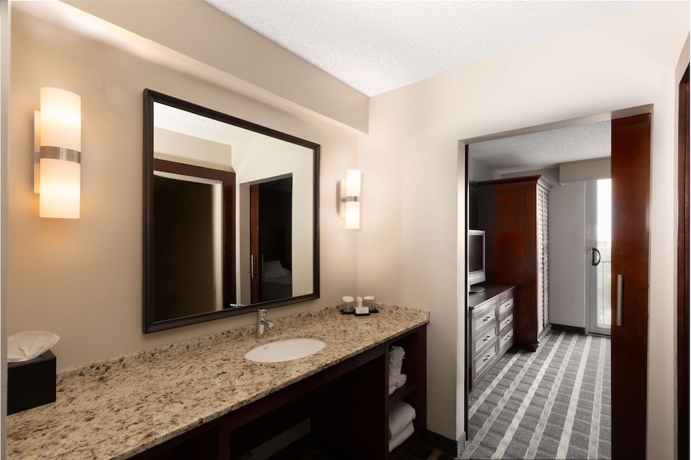 Embassy Suites By Hilton San Francisco Airport Waterfront 15/50