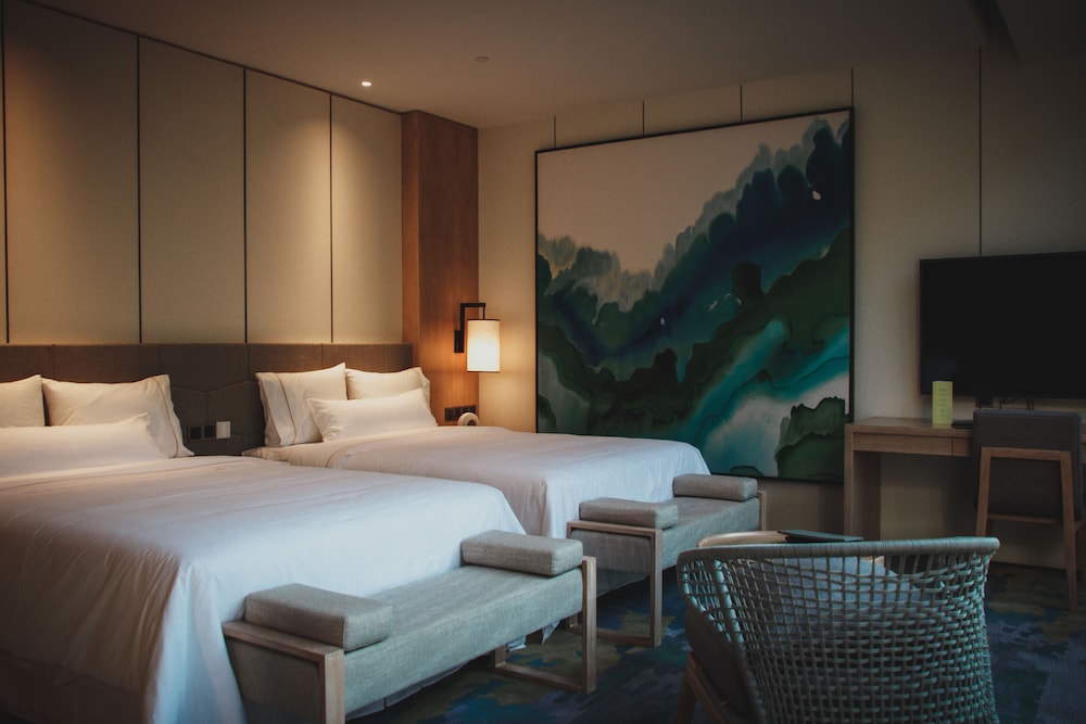 THE WESTIN SHIMEI BAY RESORT 10/70