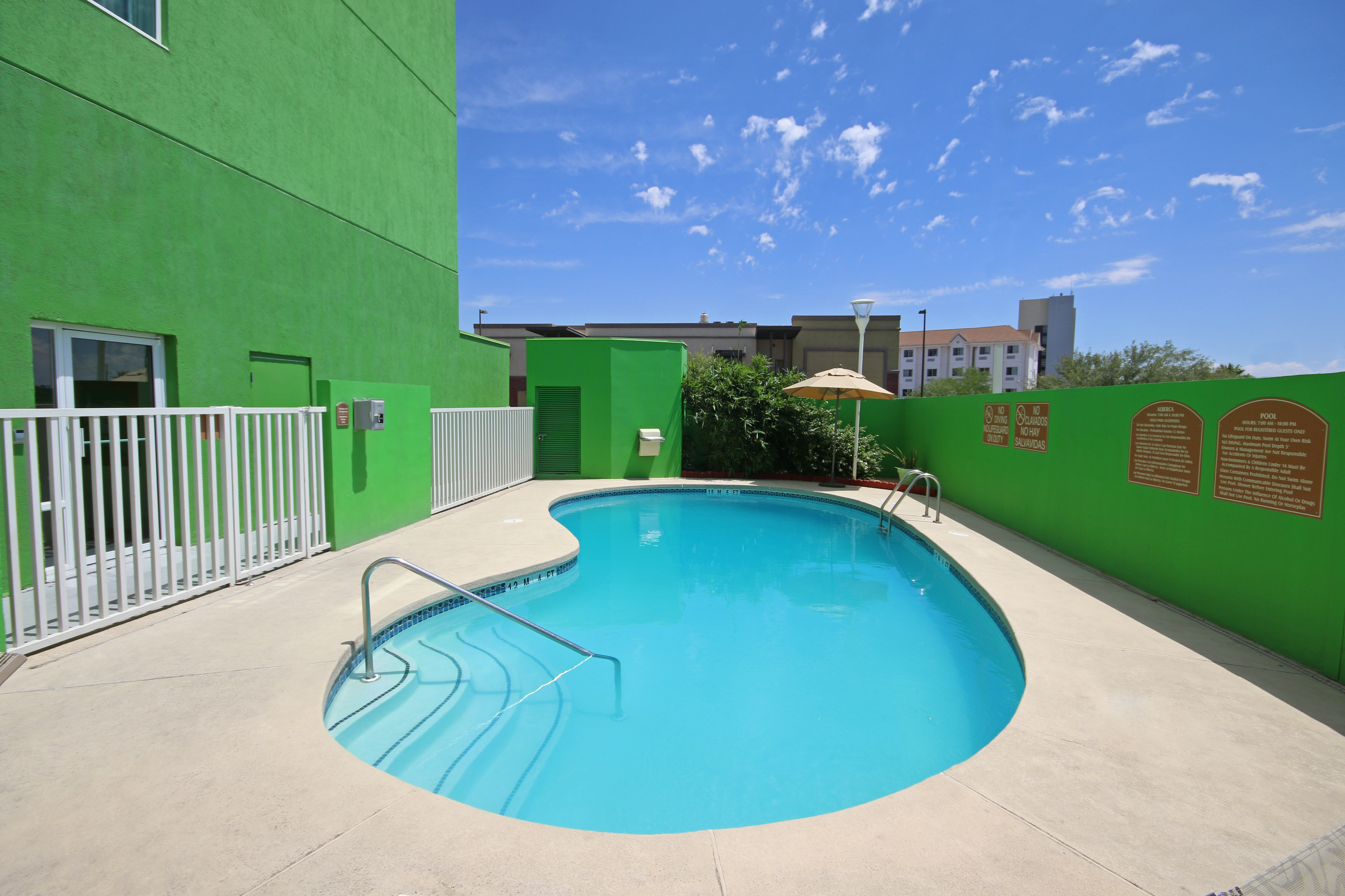 Holiday Inn Express Hotel & Suites Cd. Juarez - Las Misiones 72/76