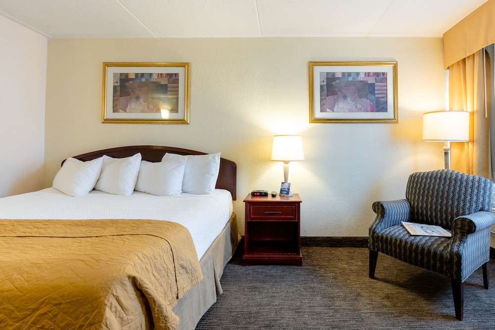 Travelodge by Wyndham Ottawa East 25/31