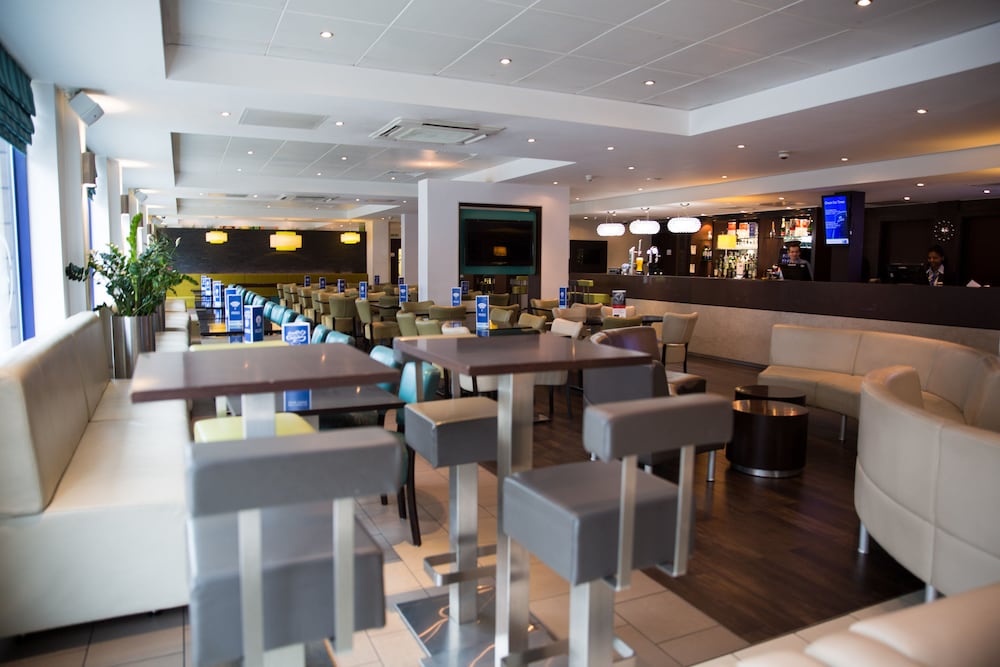 Holiday Inn Express London - Stratford by IHG 45/76