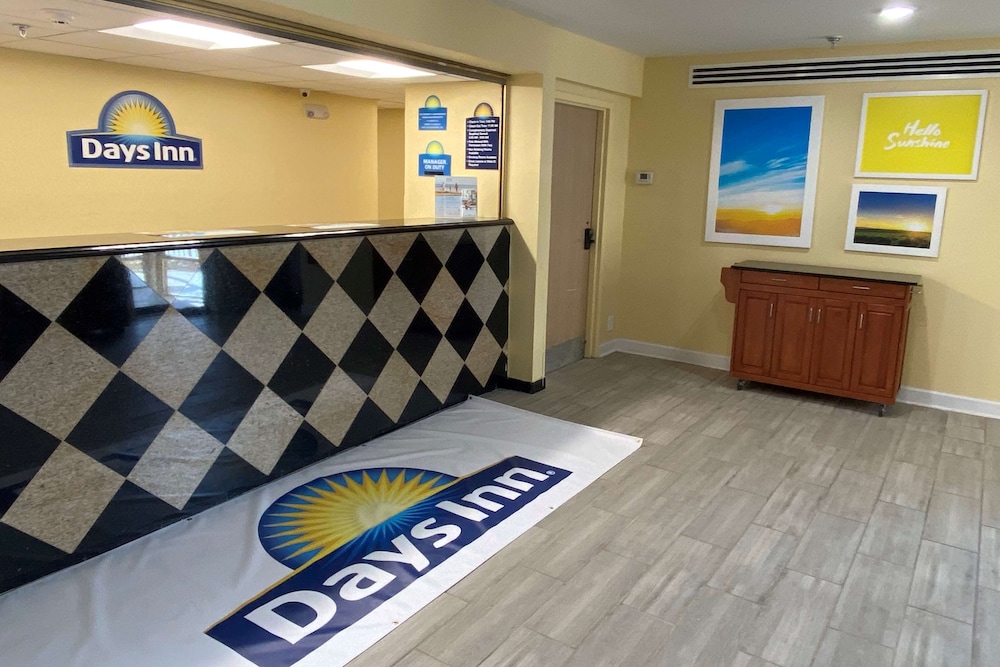 Days Inn by Wyndham Atlanta/Southlake/Morrow 1/36