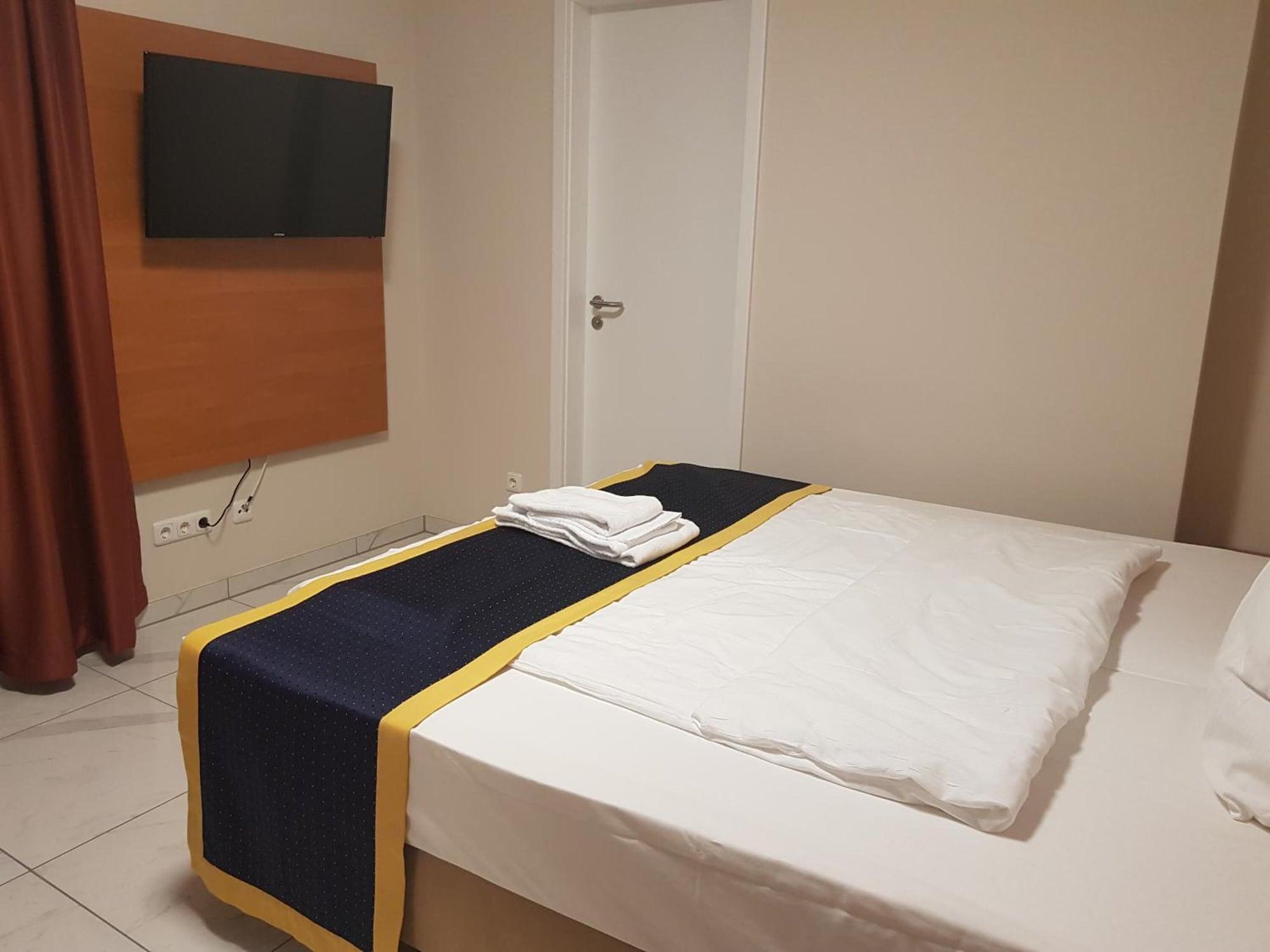Hotel Emiliana am Bahnhof 6/17