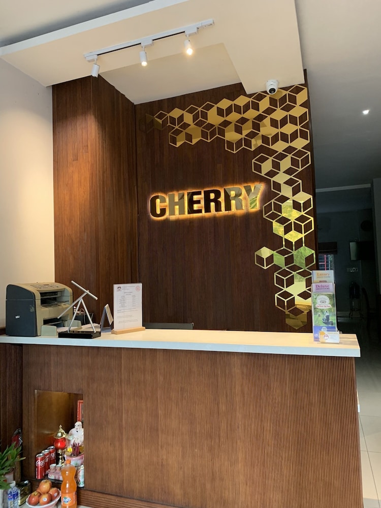 Cherry Boutique Hotel 5/50