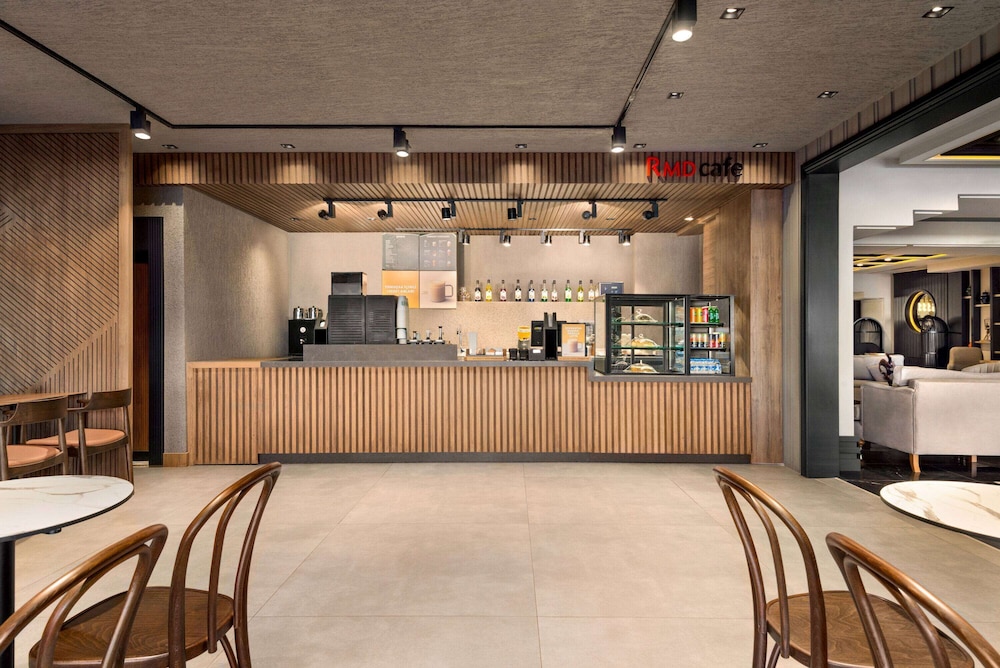 Ramada by Wyndham Erzurum 33/46