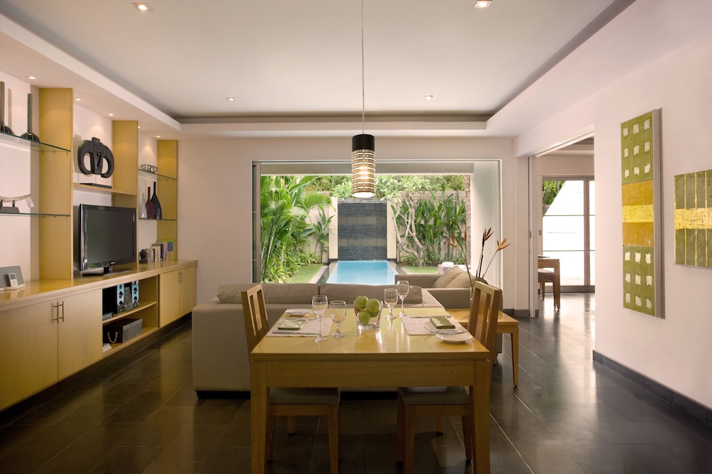 Bali Island Villa & Spa 72/88