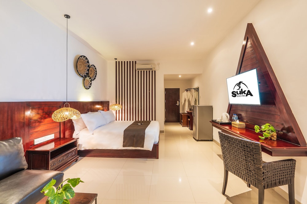 Suka Beach Inn 24/65