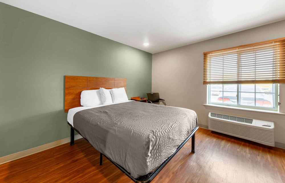 Extended Stay America Select Suites - Oklahoma City - West 24/43