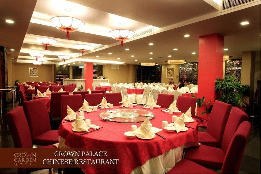 Crown Garden Hotel 23/33