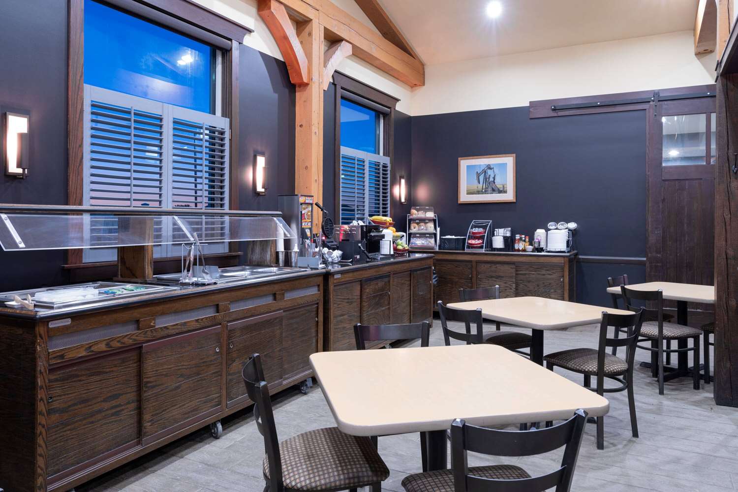 Hawthorn Suites By Wyndham Williston 12/23
