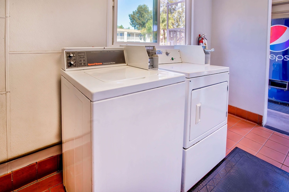 Motel6 Menifee, CA 71/71
